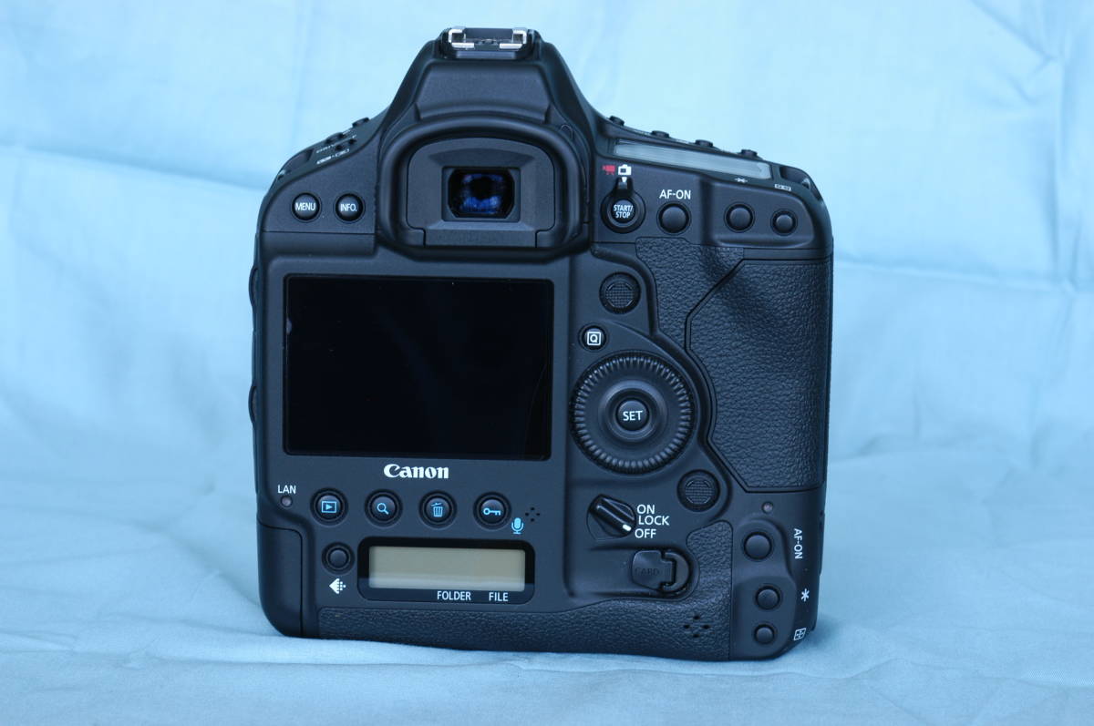 Canon ボディ EOS-1D X | 専用 Mark Night at Sky BBC review camera 