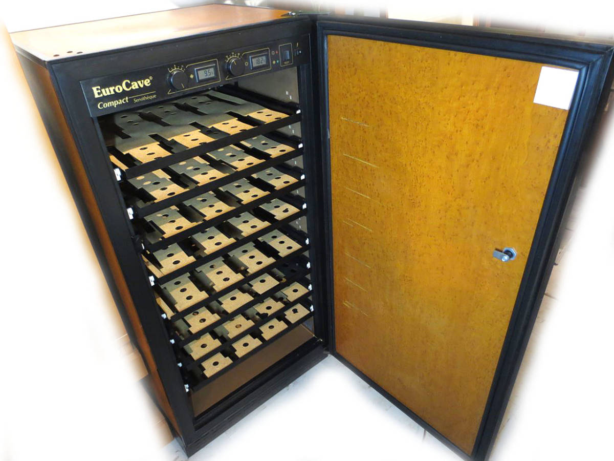 最も人気商品 Euro Cave ユーロカーブ V-156 ワインセラー 2005年製
