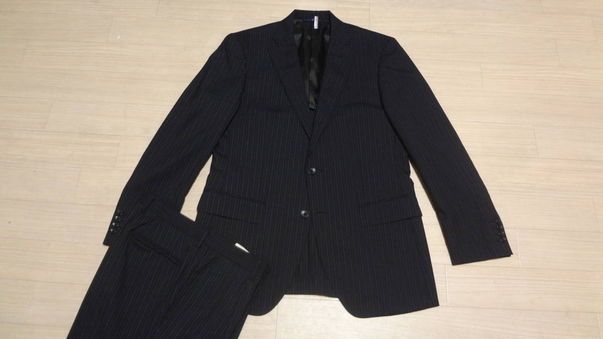 美品175cmW82cm A6★KentAveケントアヴェニュー×SORRISOソリソ★春夏SUPER120'S★高級2Bスーツ/黒系織りストライプ★背抜き★シングル２釦