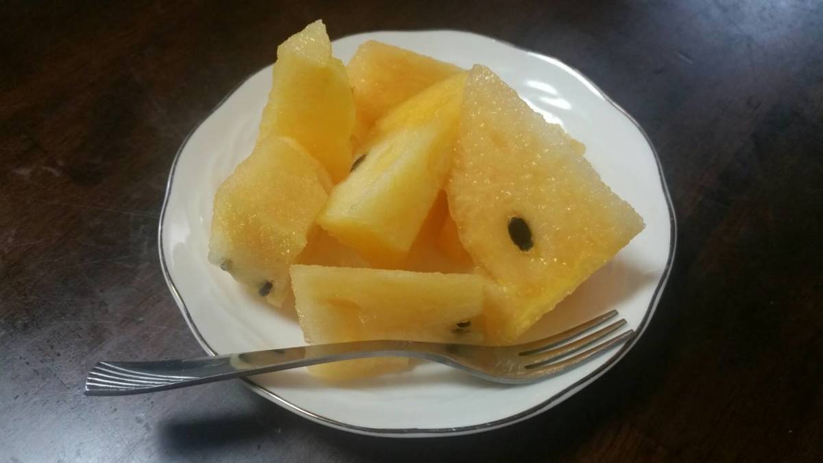 信州産　スイカ　超特大サマーオレンジ　約１５、５キロ　 スイカ 信州産 超特大サマーオレンジ 紅まくら 約１５、１キロ 約１４、５キロ