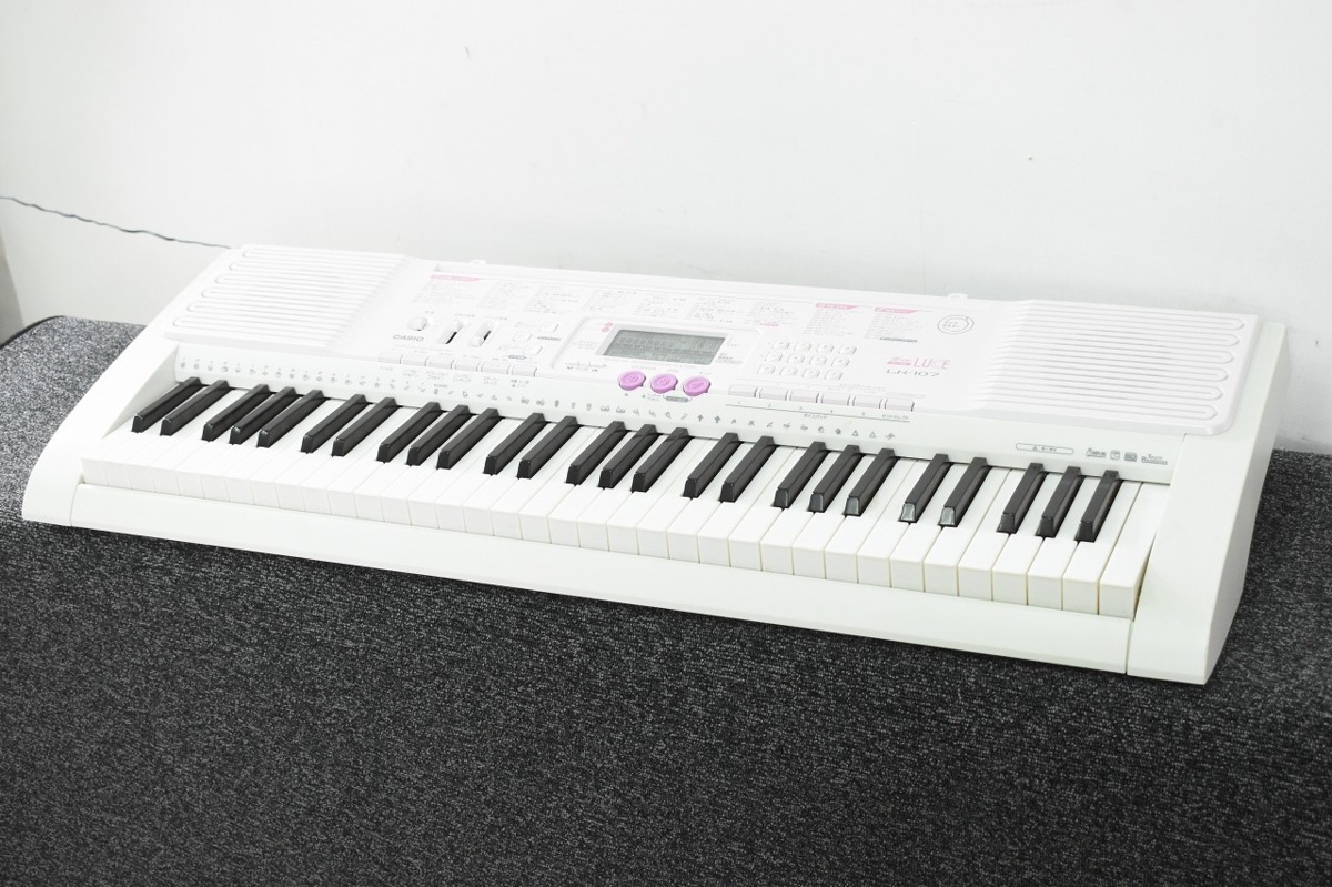 CASIO カシオ LK-101 光ナビゲーションキーボード 61鍵盤 CASIO LK-111 