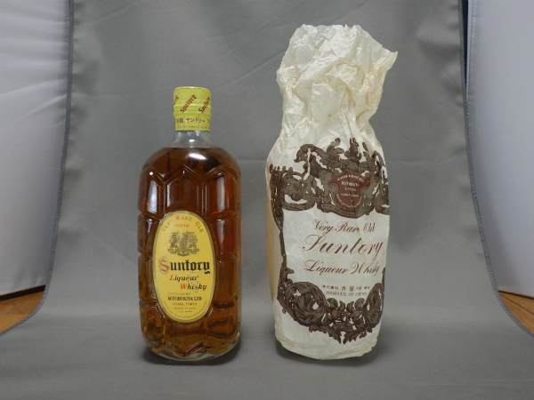 ☆ 古酒 寿屋 サントリー角瓶 未開栓 1950年代 包み紙付き KOTOBUKIYA LTD 角瓶 古酒 サントリーウイスキー VERY サントリー角瓶 寿屋」の落札相場・落札価格