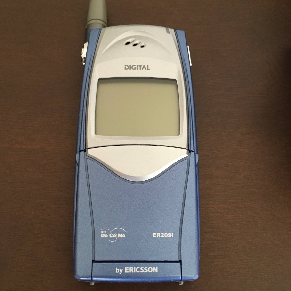 エリクソン ERICSSON ER209i ドコモ docomo 新品未使用品