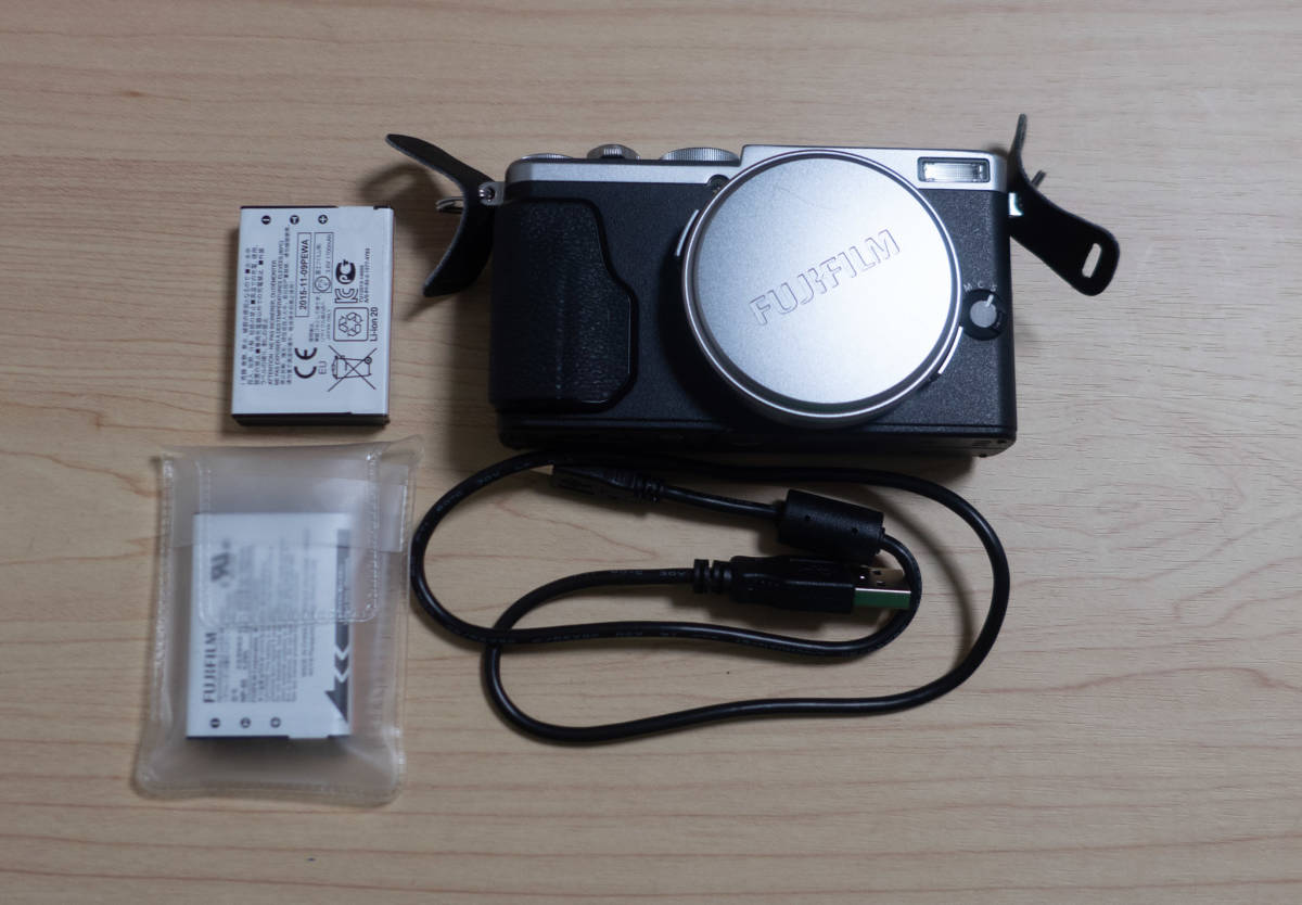 富士フィルム X70 純正予備バッテリー FUJIFILM 【公式通販】