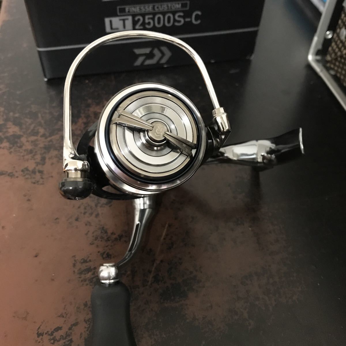 Daiwa 18 EXIST FC LT 2500S-C 本体 ダイワ DAIWA 18 EXIST FC LT 2500S-C 18イグジスト ダイワ EXIST FC