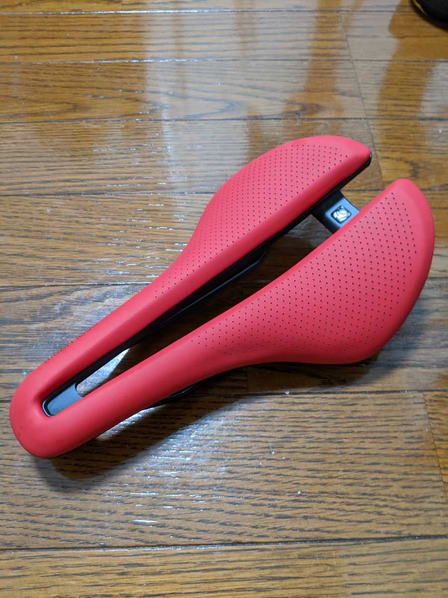  BONTRAGER AEOLUS ELITE145mm 赤(サドル)｜売買されたオークション情報、yahooの商品情報をアーカイブ公開 - オークファン その他