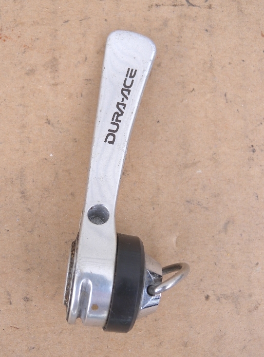 【中古】デュラエース　SL-7700　9S　SIS変速レバー　シマノ シマノ デュラエース dura-ace sl-7700 9s 9速 右のみ 中古品