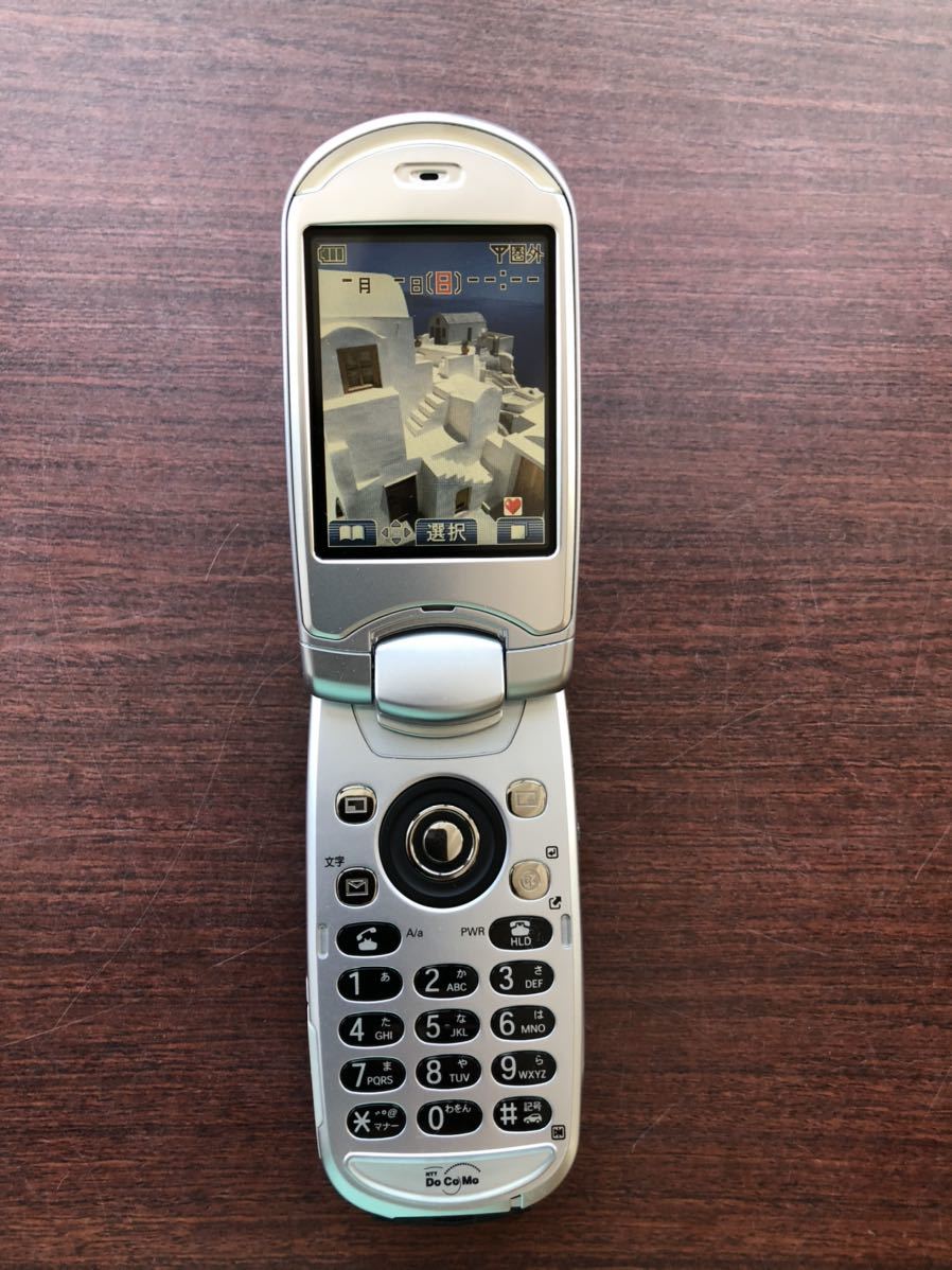 美品 ドコモ docomo P506iC ホワイト GO！GO！ダンジョン携帯 ドコモ docomo P506iC ホワイト GO！GO！ダンジョン携帯 【公式通販】
