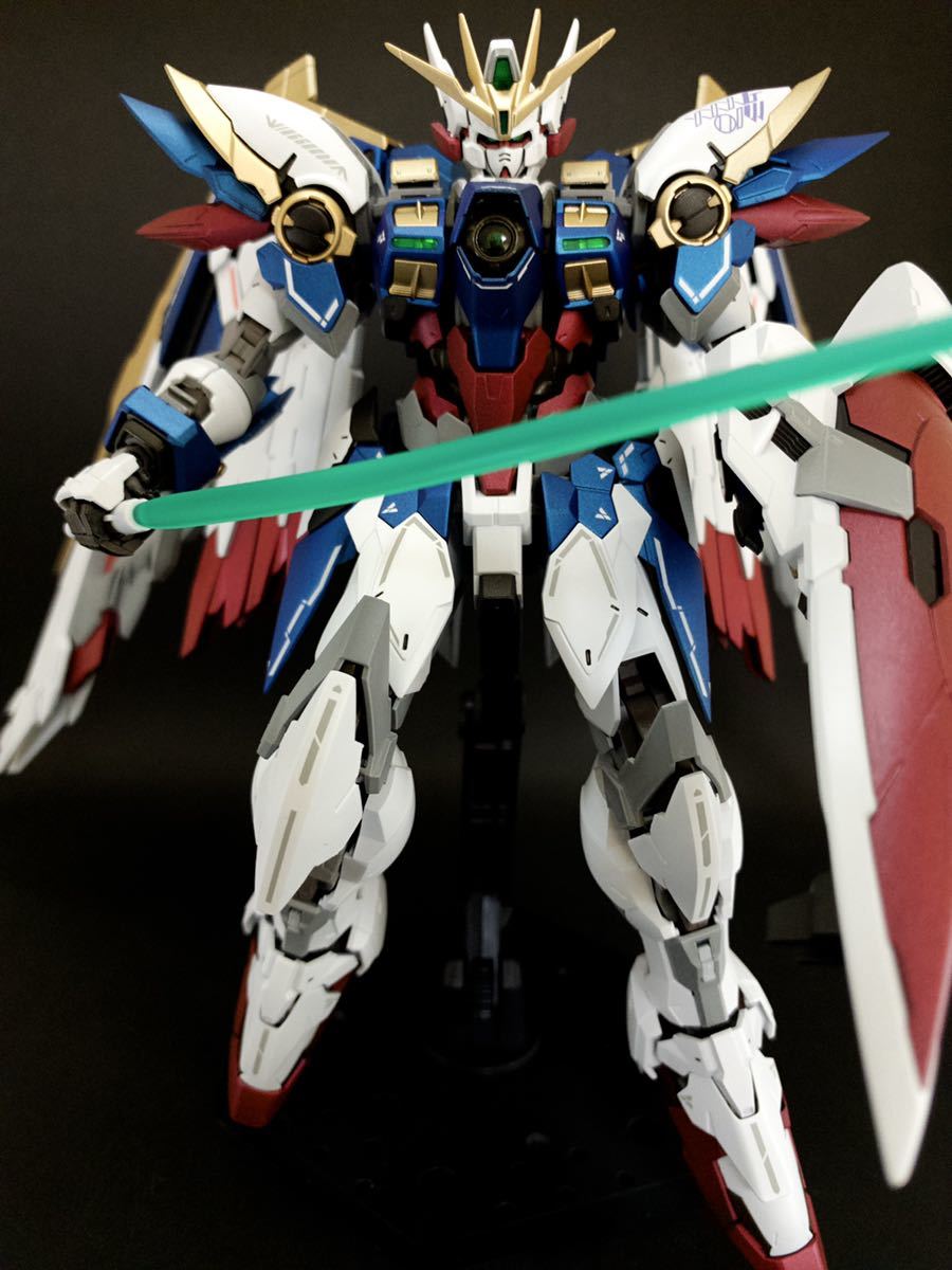 ハイレゾリューションモデル 1/100 ウイングガンダム EW 塗装済 完成品