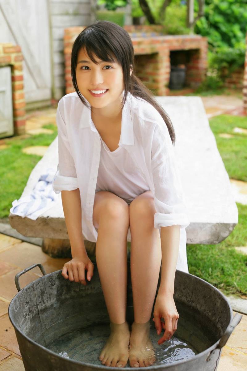 A1サイズ 美乳女優 有村架純 足水 あ行 売買されたオークション情報 Yahooの商品情報をアーカイブ公開 オークファン Aucfan Com