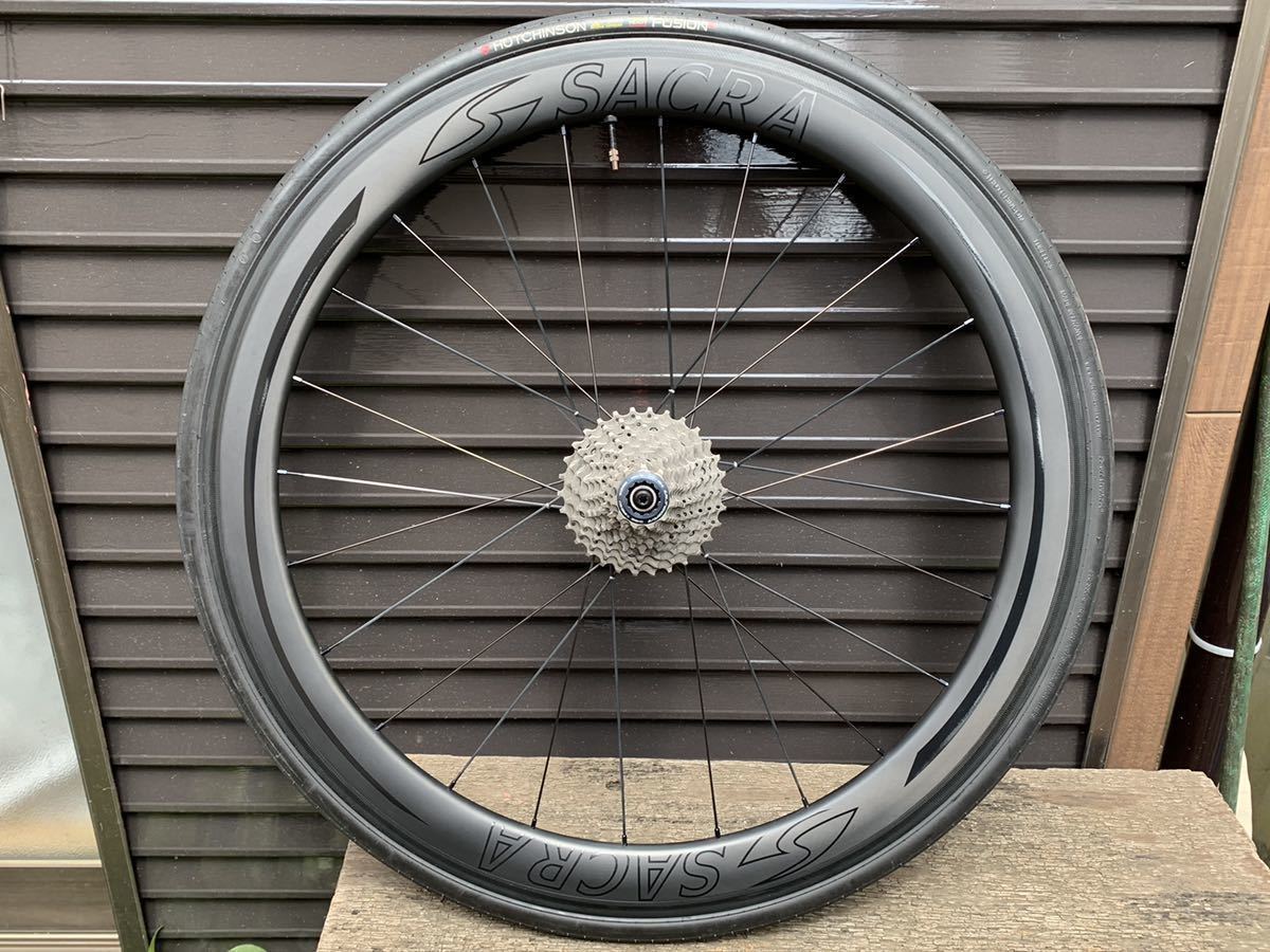 | CHRIS Chris クリスキングの手組みホイール、あらためていいね！ cycle Circles KING KURASHI King』誰もが認める高品質パーツ「クリスキング」 - KINGその「美しさと精度」をロックリングにも クリスキングホイールを ホイール手組も承ります。CHRIS KINGで高性能ホイールを！ 神戸で king」ホイール（完組、手組
