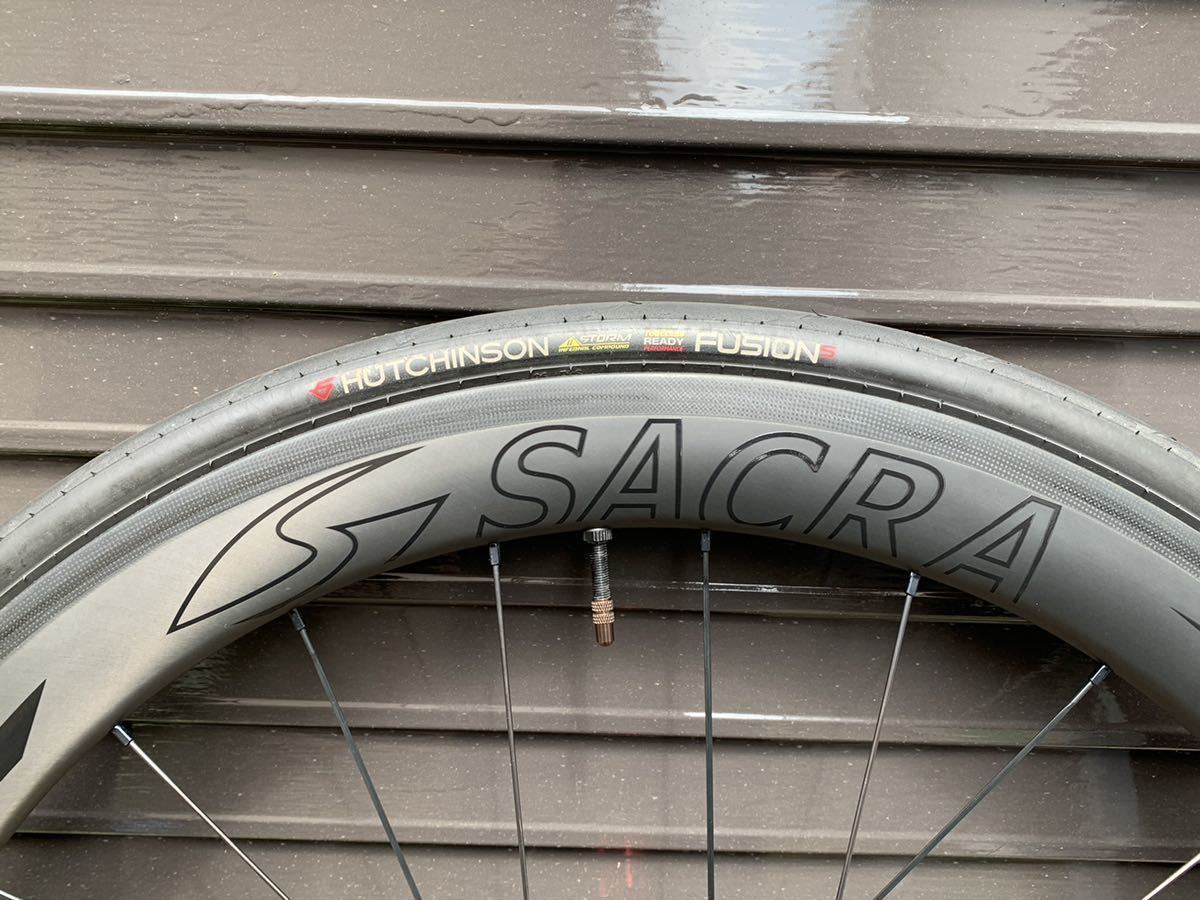 | CHRIS Chris クリスキングの手組みホイール、あらためていいね！ cycle Circles KING KURASHI King』誰もが認める高品質パーツ「クリスキング」 - KINGその「美しさと精度」をロックリングにも クリスキングホイールを ホイール手組も承ります。CHRIS KINGで高性能ホイールを！ 神戸で king」ホイール（完組、手組