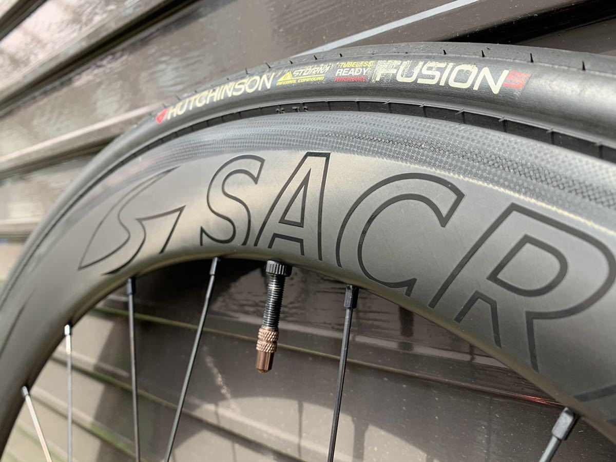 | CHRIS Chris クリスキングの手組みホイール、あらためていいね！ cycle Circles KING KURASHI King』誰もが認める高品質パーツ「クリスキング」 - KINGその「美しさと精度」をロックリングにも クリスキングホイールを ホイール手組も承ります。CHRIS KINGで高性能ホイールを！ 神戸で king」ホイール（完組、手組