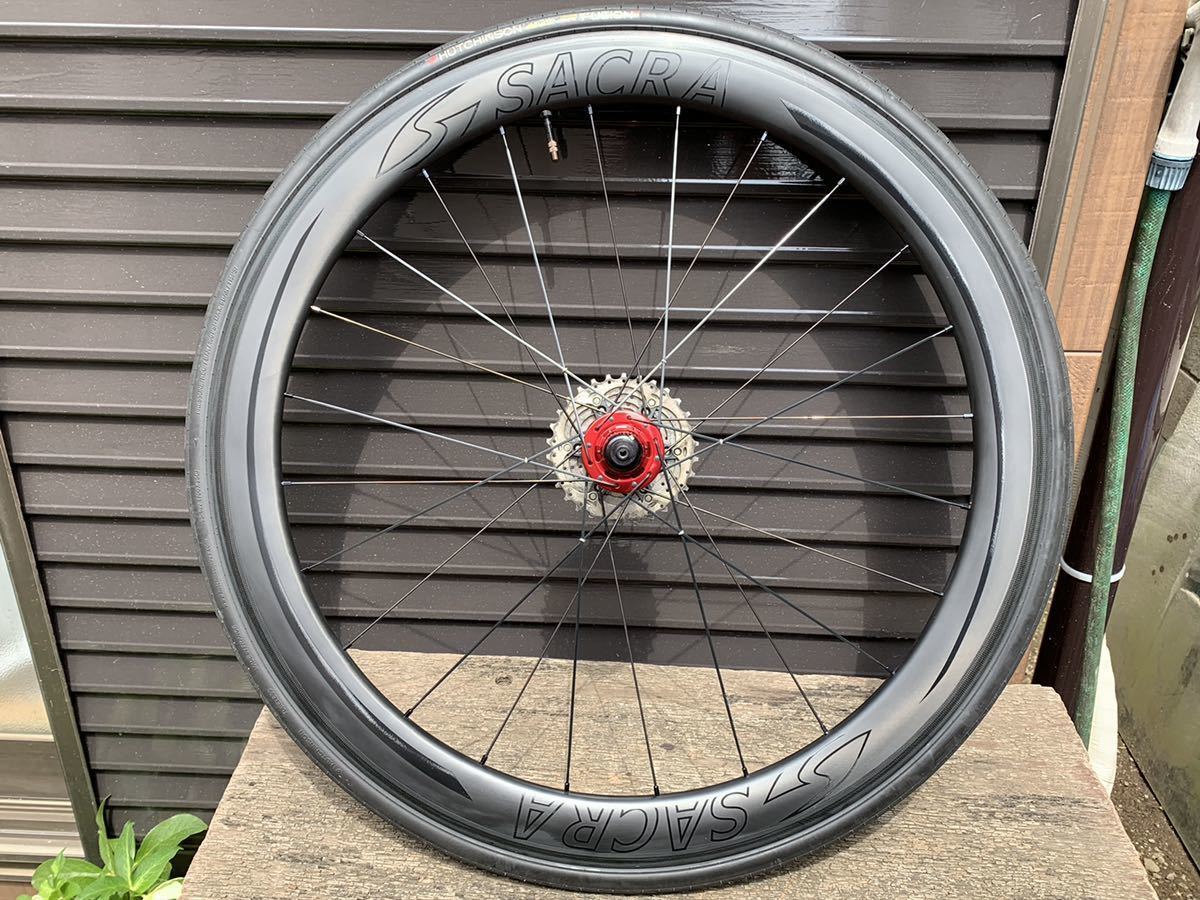 | CHRIS Chris クリスキングの手組みホイール、あらためていいね！ cycle Circles KING KURASHI King』誰もが認める高品質パーツ「クリスキング」 - KINGその「美しさと精度」をロックリングにも クリスキングホイールを ホイール手組も承ります。CHRIS KINGで高性能ホイールを！ 神戸で king」ホイール（完組、手組