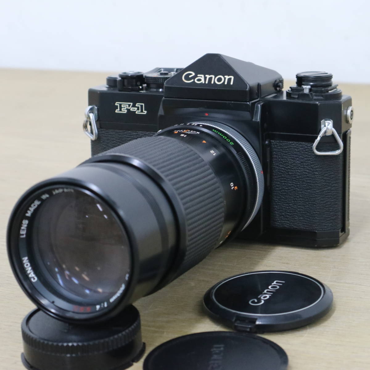 あ＝く10593ax14 35mm一眼レフ MFカメラ キャノンF-1/同レンズ200mmF4