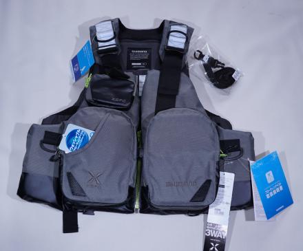  1円スタート &rArr; シマノ VF-272N プラチナ Fサイズ XEFO TACKLE FLOAT Jacket basic(ライフジャケット)｜売買されたオークション情報、yahooの商品情報をアーカイブ公開 - オークファン ライフジャケット