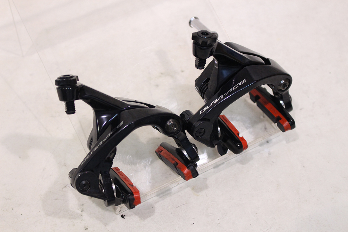 数量限定，低価 SHIMANO シマノ BR-R9100 DURA-ACE ブレーキセット BORAシュー換装 超(キャリパーブレーキ)｜売買されたオークション情報、yahooの商品情報をアーカイブ公開 - オークファン キャリパーブレーキ
