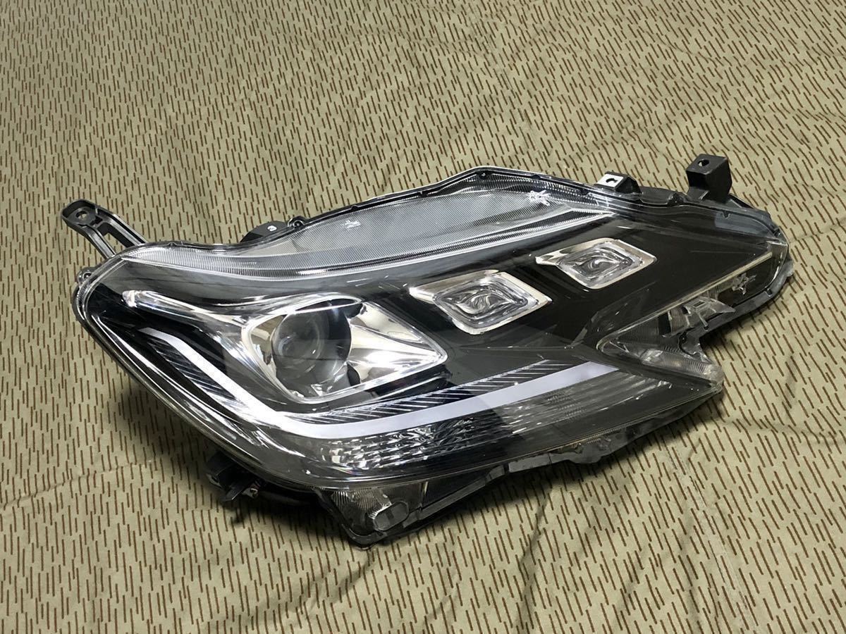 マークX GRX130 後期右LEDヘッドライト KOITO 22-362 中古品 美品
