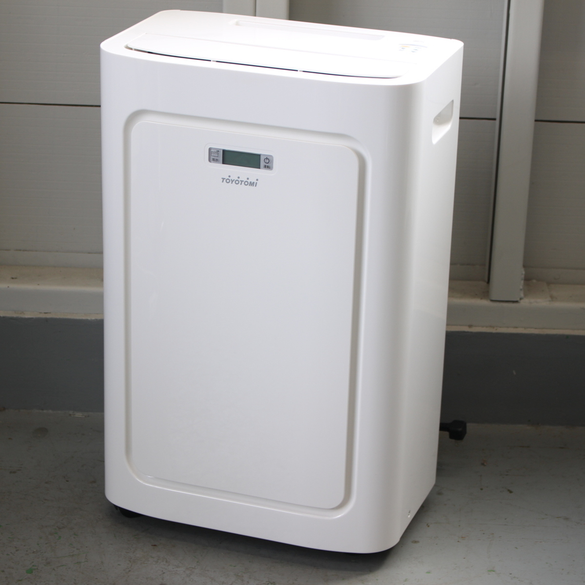 TOYOTOMI トヨトミ スポット冷暖エアコン TAD-22KW 2020年製 トヨトミ