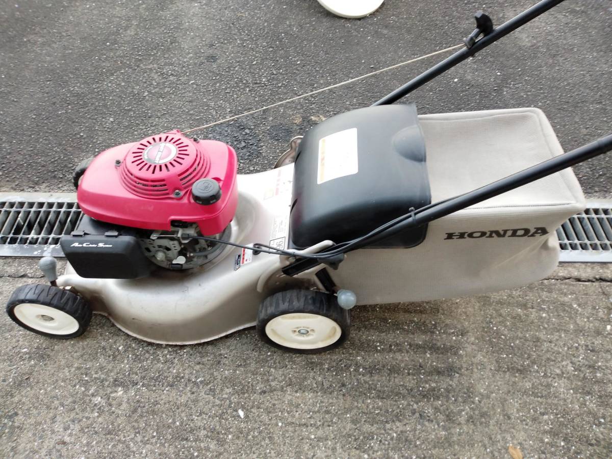 HONNDA歩行型芝刈り機 HGR465 自走式芝刈り機でトラブル発生HONDA 
