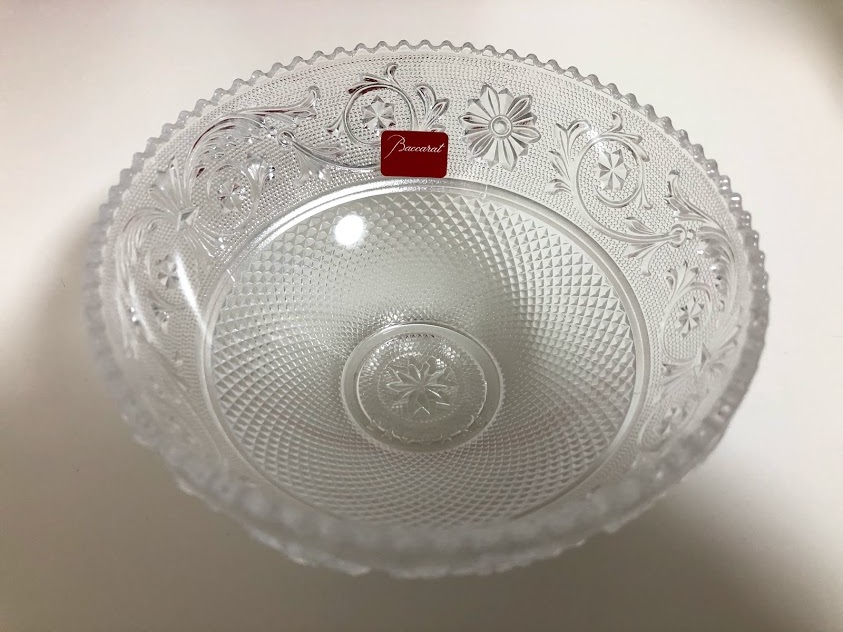 バカラ　アラベスク　フランス製　美しいクリスタルボウル16.5cm　【未使用】 バカラ アラベスク フランス製 美しいクリスタルボウル16.5cm