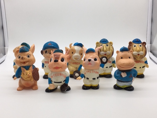 大人気，新品 三菱信託銀行 動物の野球チーム ソフビ 貯金箱 まとめて9体 昭和レトロ(キャラクター)｜売買されたオークション情報、yahooの商品情報をアーカイブ公開 - オークファン キャラクター