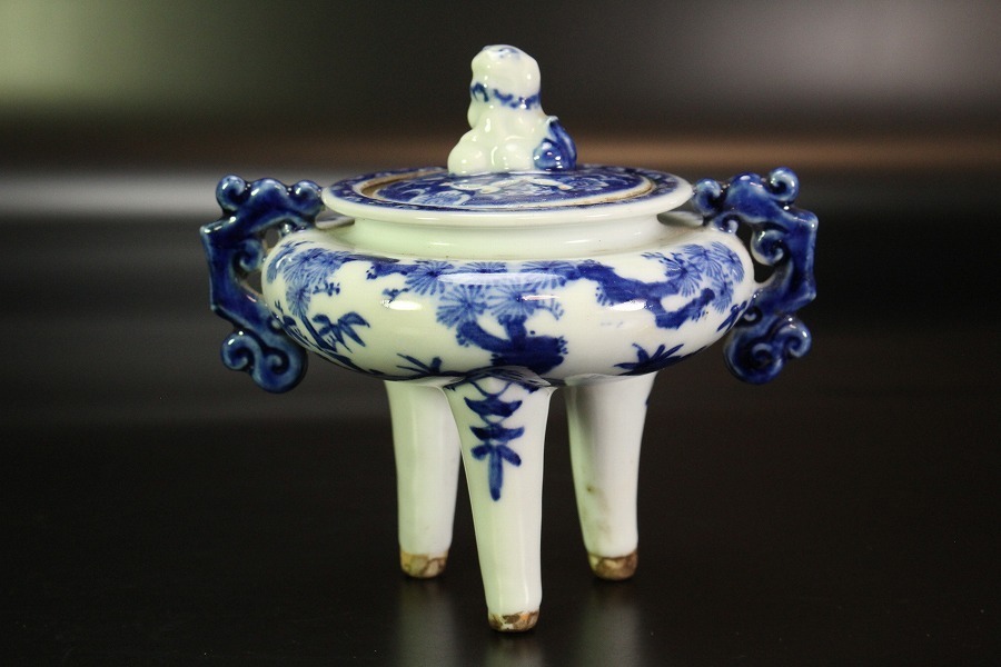 金閣】時代 青華 三足獅子蓋 香炉 旧家蔵出(FU396) アンティーク