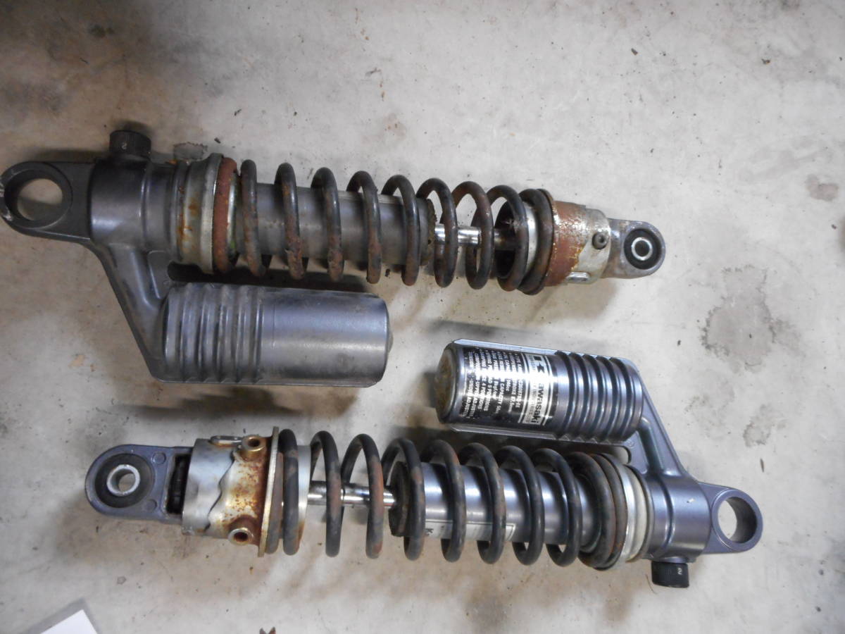 ゼファー400 ZR400C 純正Rサス ※923