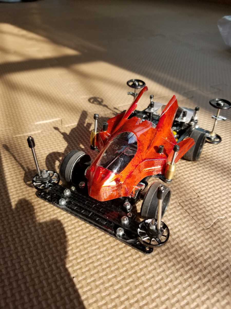 100%新品，限定セール ミニ四駆 タミヤ 限定品使用 VS サンダーショットjr ヒクオ フルベア フルカーボン 公式立体3レーン仕様(ミニ四駆)｜売買されたオークション情報、yahooの商品情報をアーカイブ公開 - オーク ミニ四駆