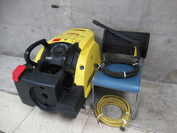 KARCHER ケルヒャー 業務用温水高圧洗浄機 HDS 4/6C サイズ 全長 約106cm 幅 約60cm 高さ 約74cm 管理20D0929E