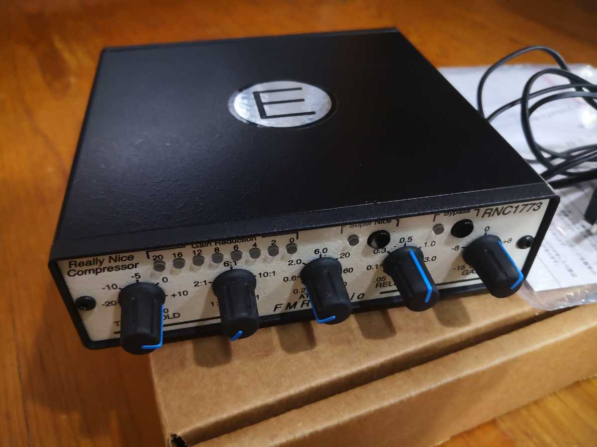 FMR AUDIO RNC1773E ステレオコンプレッサー