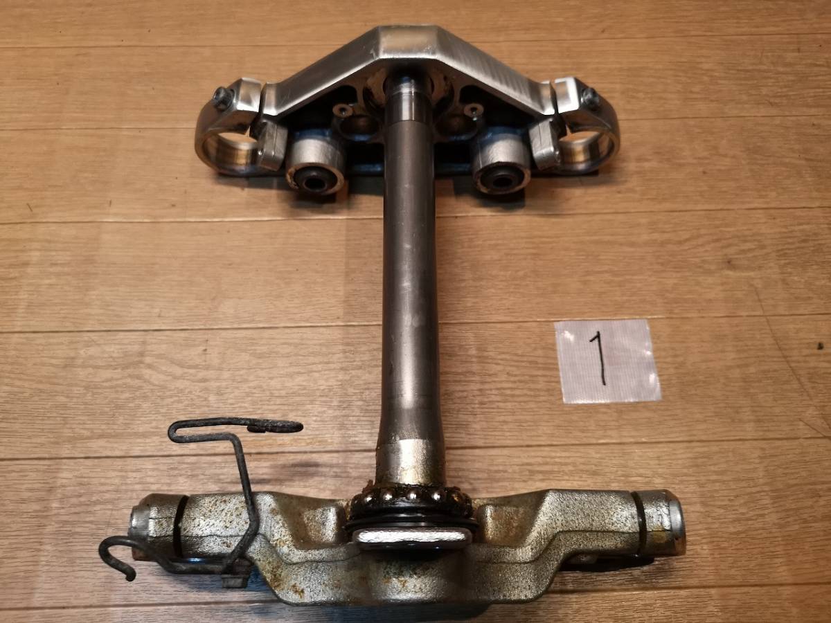  スティード400 NC26 純正 ステム 三又 トップブリッジ ステアリングステム １(ホンダ用)｜売買されたオークション情報、yahooの商品情報をアーカイブ公開 - オークファン ホンダ用