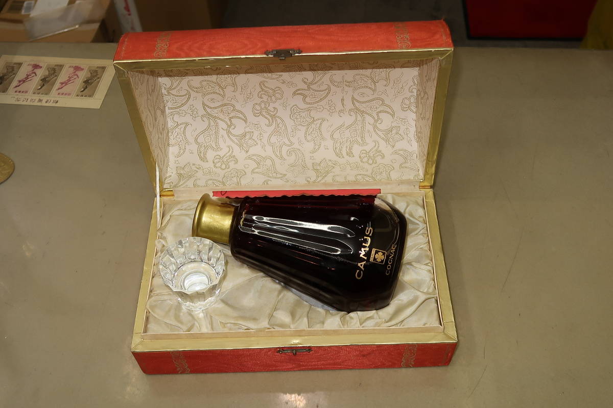 未開栓】CAMUSカミュバカラカラフェクリスタルボトル替栓付希少品