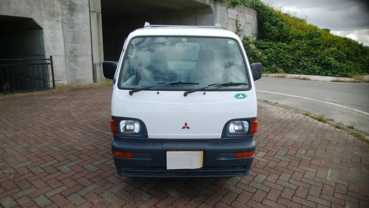 希少ダンプ・車検4年9月・4WD・5速・走行5.6万km 高所作業車(900万