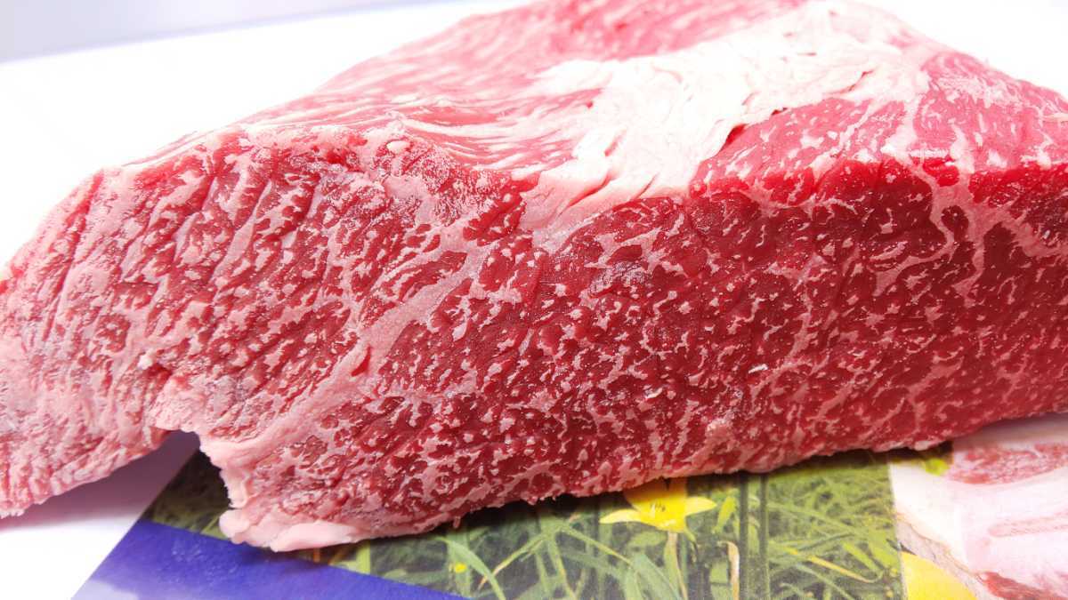 TEKINE29@適寝肉 0，81キロ㌘ブリスケA5日光高原牛① 冷凍発送