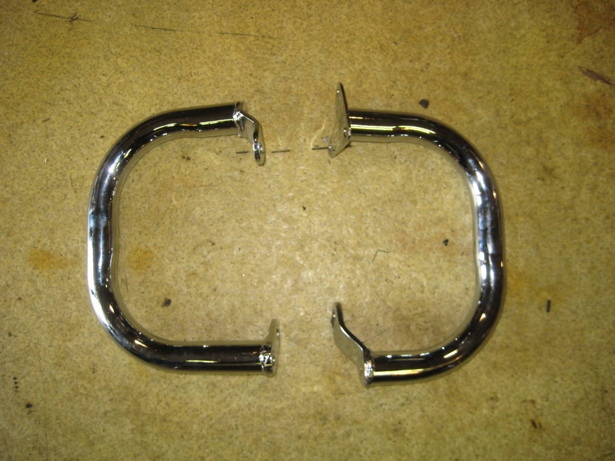 ＣＢ７５０Ｆｏｕｒ　Ｋ０～Ｋ６　エンジンガード　鉄製　クロームメッキ仕上げ　３３，５ｍｍ　極太　新品