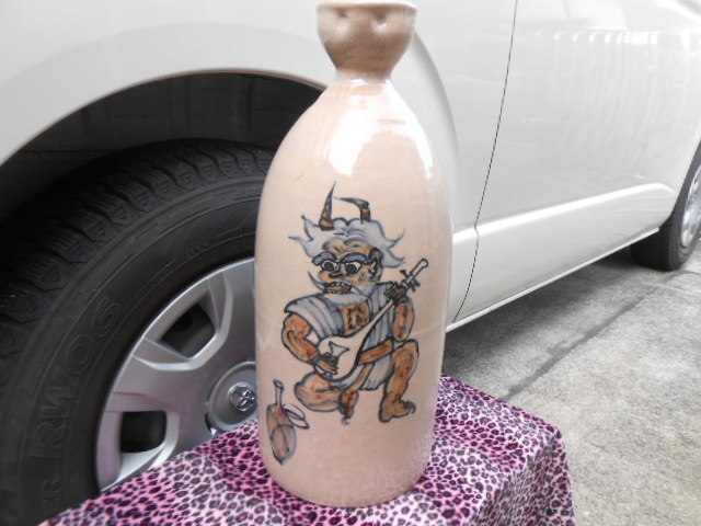 格安，品質保証 大徳利 / 鬼の琵琶法師の絵 / 大津絵 / 高さ：約52㎝ / 居酒屋さん等の看板に / オブジェ T32(雑貨)｜売買されたオークション情報、yahooの商品情報をアーカイブ公開 - オークファン その他