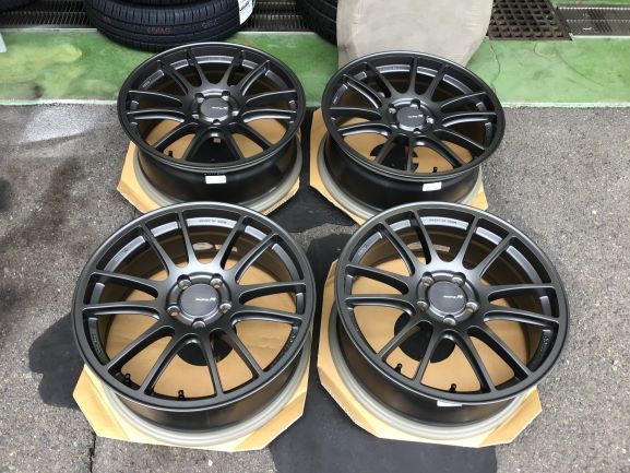 HOT，お買い得 名古屋発 未走行 ホイール エンケイ ENKEI GTC01RR 18インチ 18x7.5 5/114 +45 MTG 4枚(5穴)｜売買されたオークション情報、yahooの商品情報をアーカイブ公開 - オークファン 5穴