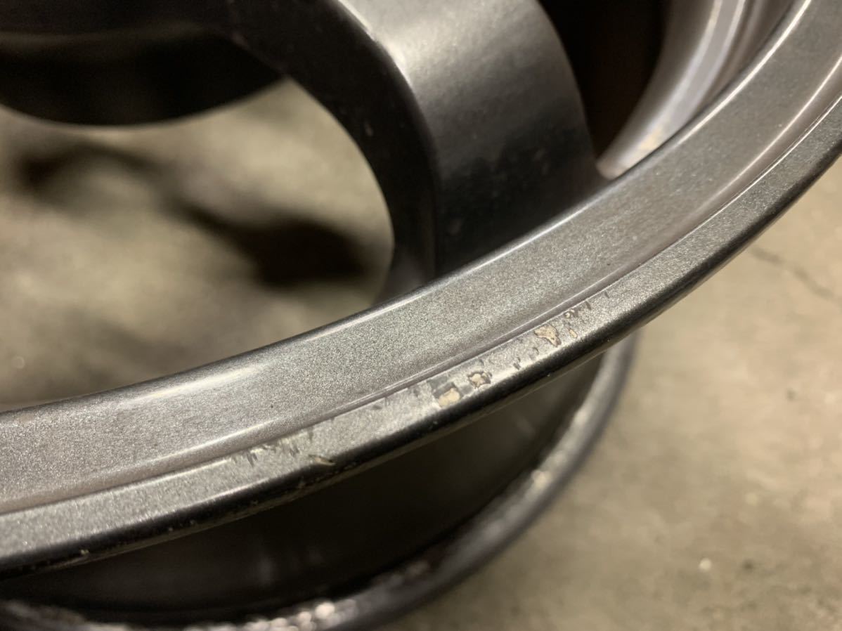 ダウンヒルスペシャル 16×8J+30 2本 ダウンヒルスペシャル 114.3 PCD