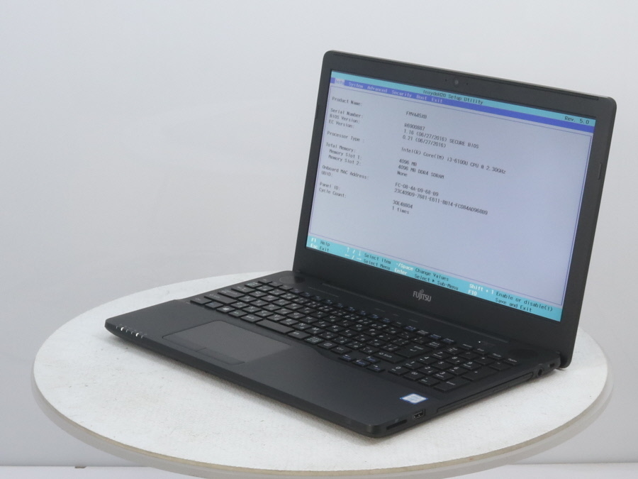 FUJITSU FMVA45XB LIFEBOOK AH45/X Core i3-6100U 2.30GHz 4 GB 1000