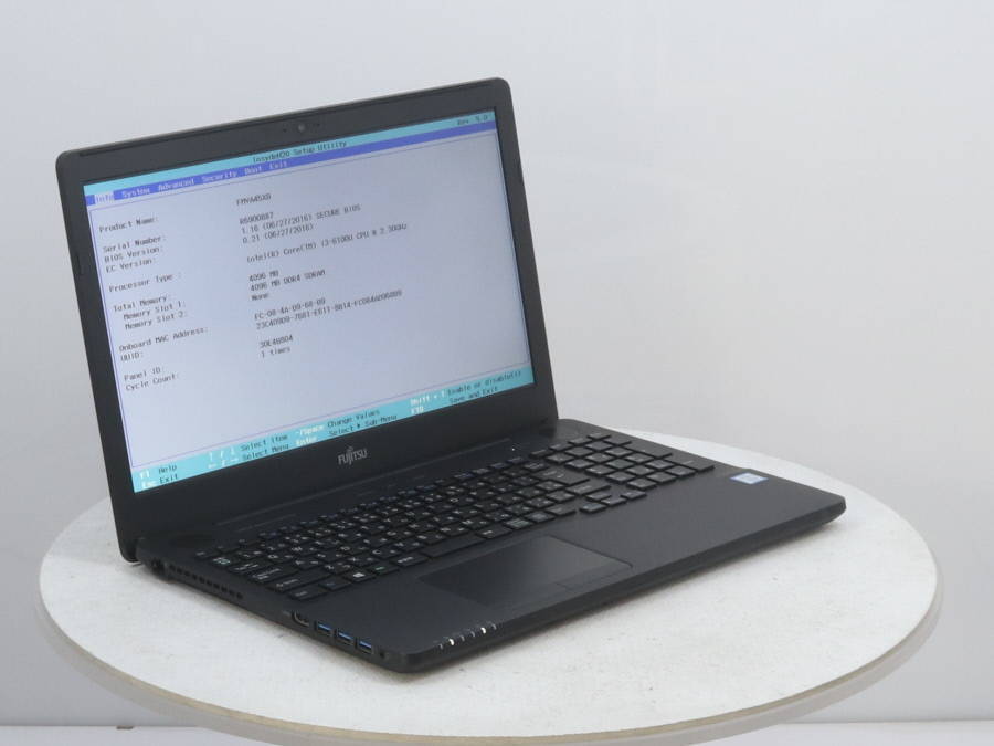 FUJITSU FMVA45XB LIFEBOOK AH45/X Core i3-6100U 2.30GHz 4 GB 1000