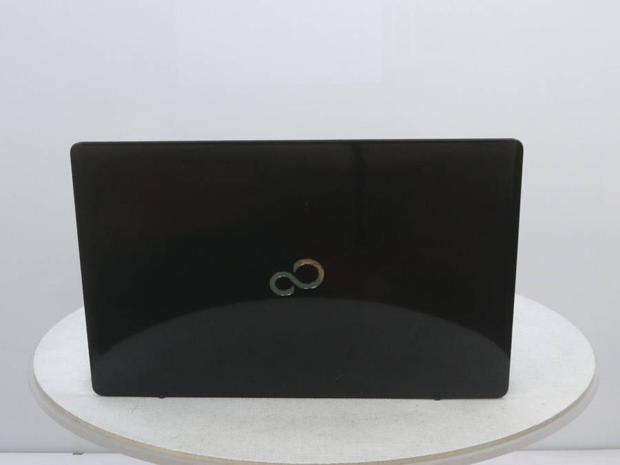 FUJITSU FMVA45XB LIFEBOOK AH45/X Core i3-6100U 2.30GHz 4 GB 1000