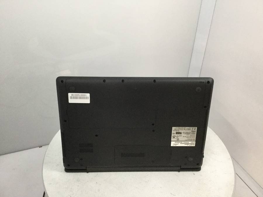 FUJITSU FMVA45XB LIFEBOOK AH45/X Core i3-6100U 2.30GHz 4 GB 1000