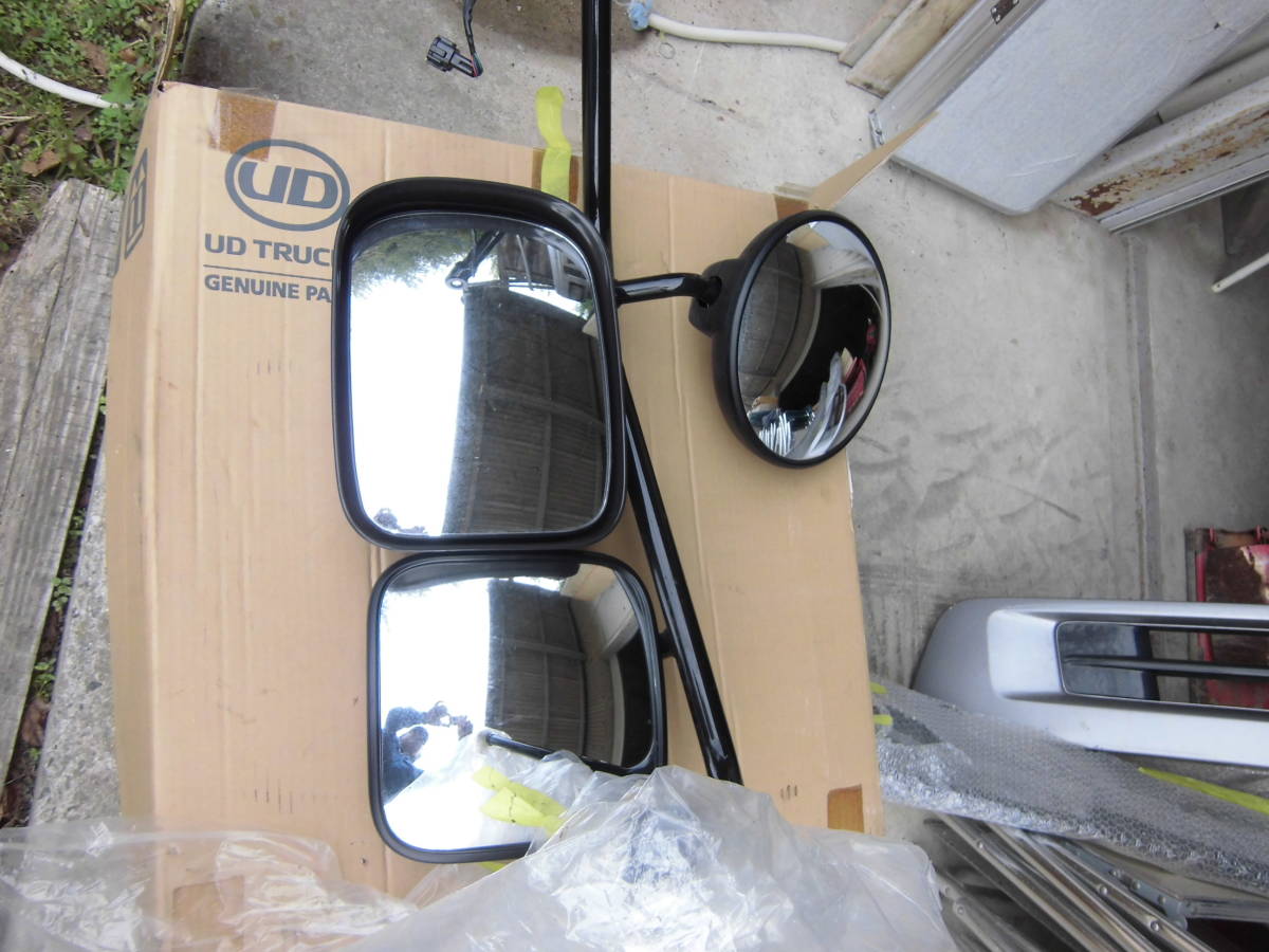 クオン 中古美品 純正 日産 UD トラックス メッキミラーステー