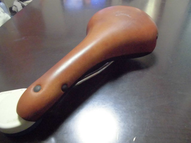 奇跡の新品 Lepper レッパー サドル Voyager ボイジャー Alex Moulton