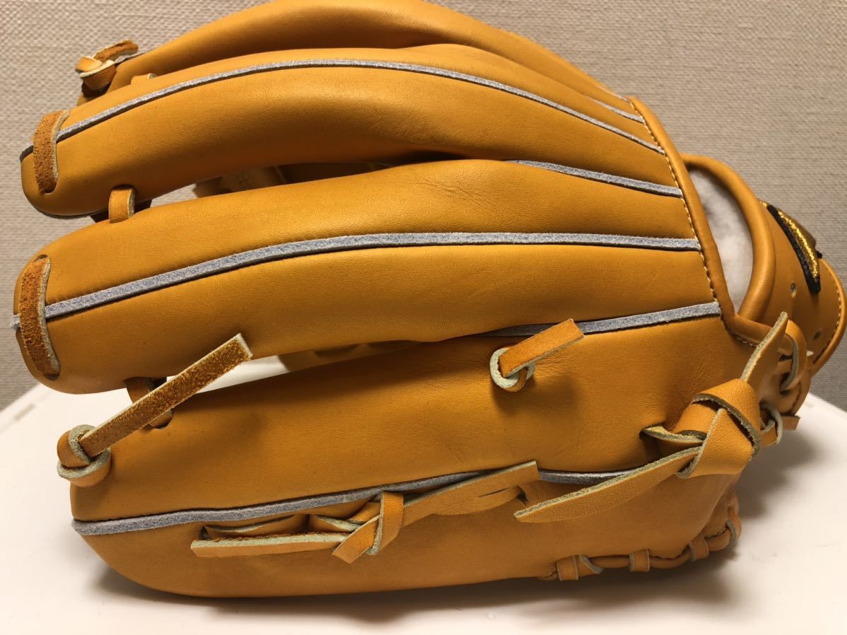 ミズノプロ 巨人 坂本勇人 実使用モデル W02 1度は使ってみたい