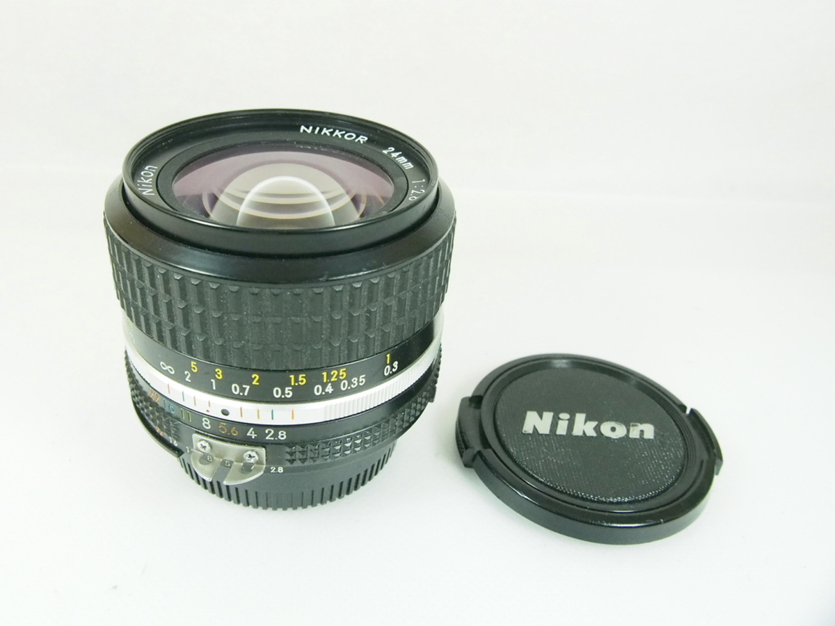 カメラ 【美品】ケース付 Nikon Ai 24mm f2.8 レンズ