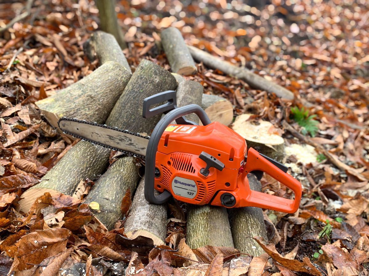 セール商品 ☆ 動作OK ハスクバーナ ゼノア Husqvarna チェーンソー 