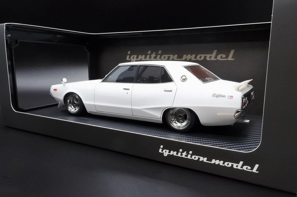 新品•未開封　1/18 イグニッションモデル　日産スカイライン2000GT-ES イグニッションモデル 1⁄18 0 スカイラインの通販 日産 スカイライン 1