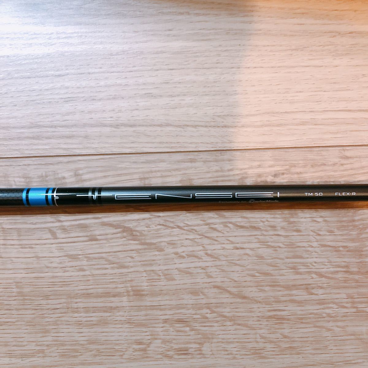 新作入荷，お買い得 テンセイ ブルー フレックスR テーラーメイド 日本仕様 SIM 純正シャフト スリーブ付き 1W ドライバー用 TM50 TaylorMade TENSEI(フレックス R)｜売買されたオークション情報、yahooの商品情報をアー 男性右きき用